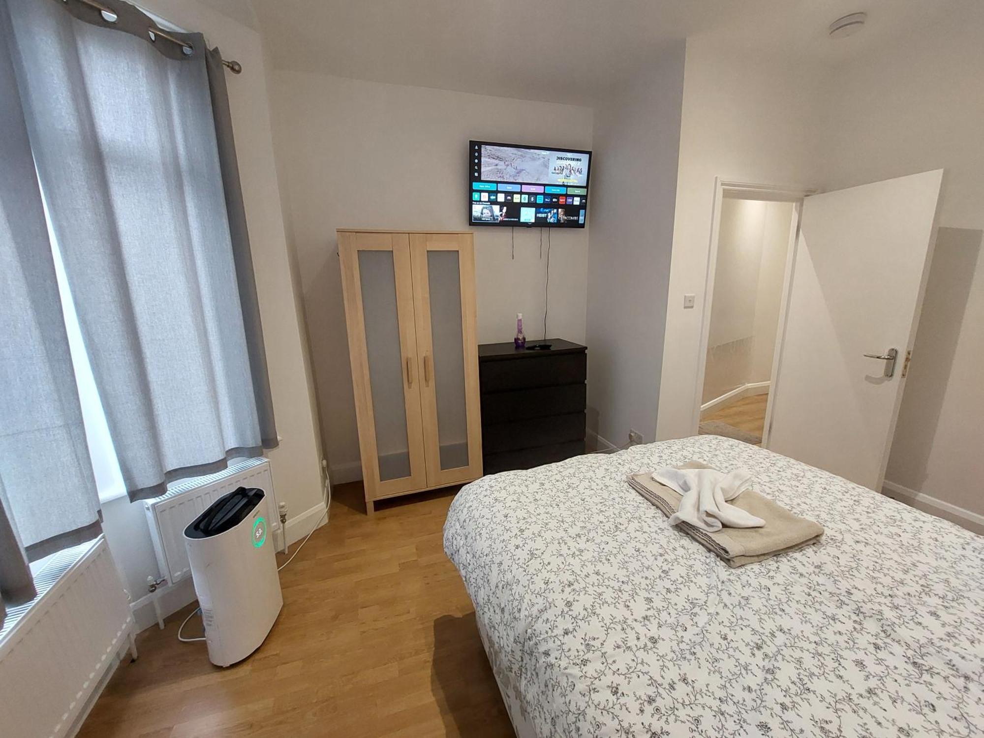 Cosy North Kensington Family Apartment For 4 Persons - Children Stay Free London Exterior photo